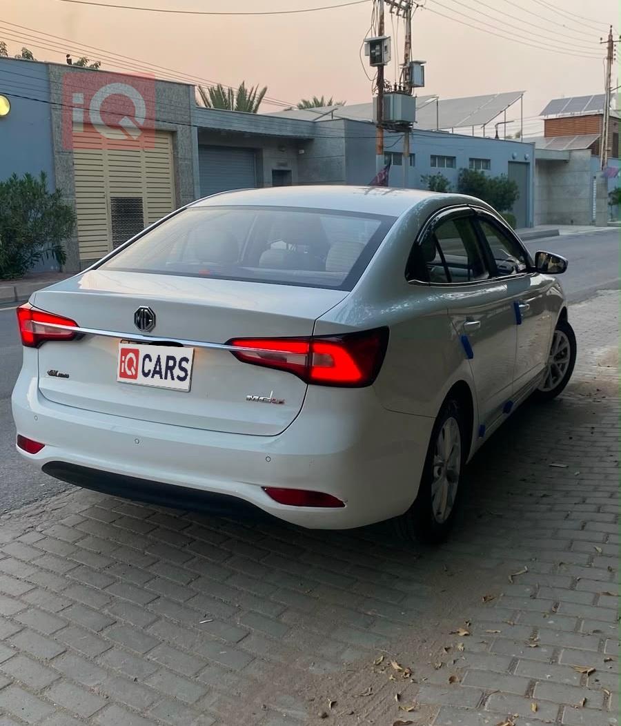 MG 5